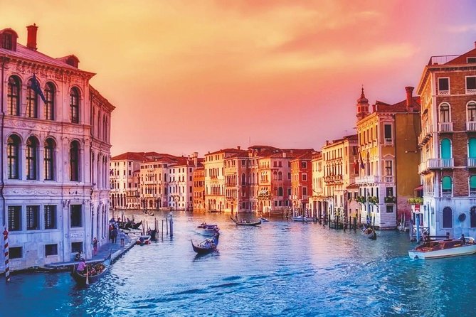 Venice: 30 min private Gondola Ride with Guide - Price and timing: when $343.48 per group feels fair