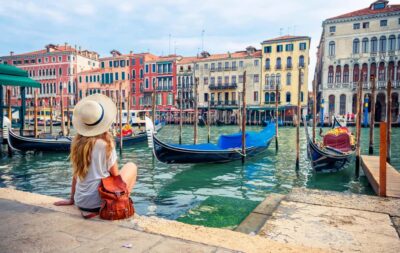 Venice: 30 minutes Enchanting Gondola Ride - The 30-minute route: from quiet canals to Grand Canal views
