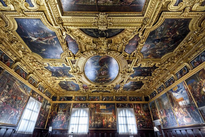 Venice 3,5 hrs tour: Doge's Palace, St Mark's and Hidden Gems - St Mark’s Basilica: mosaics you can read