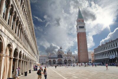 Venice: 4-Hour City Tour with Doge's Palace & Basilica Visit - Meeting in St Mark’s area: the easiest place to start