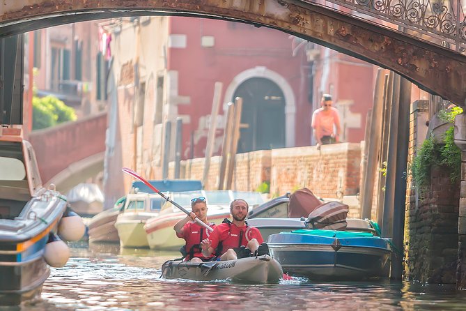 Venice: 60' Quick Kayak Tour with guide - Cannaregio canal time: what you’ll actually see