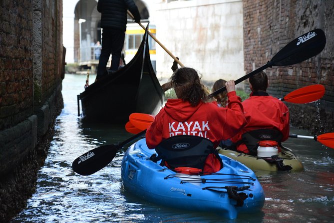 Venice: 60' Quick Kayak Tour with guide - Finding the meeting point at Calle Brazzo (it can be tricky)