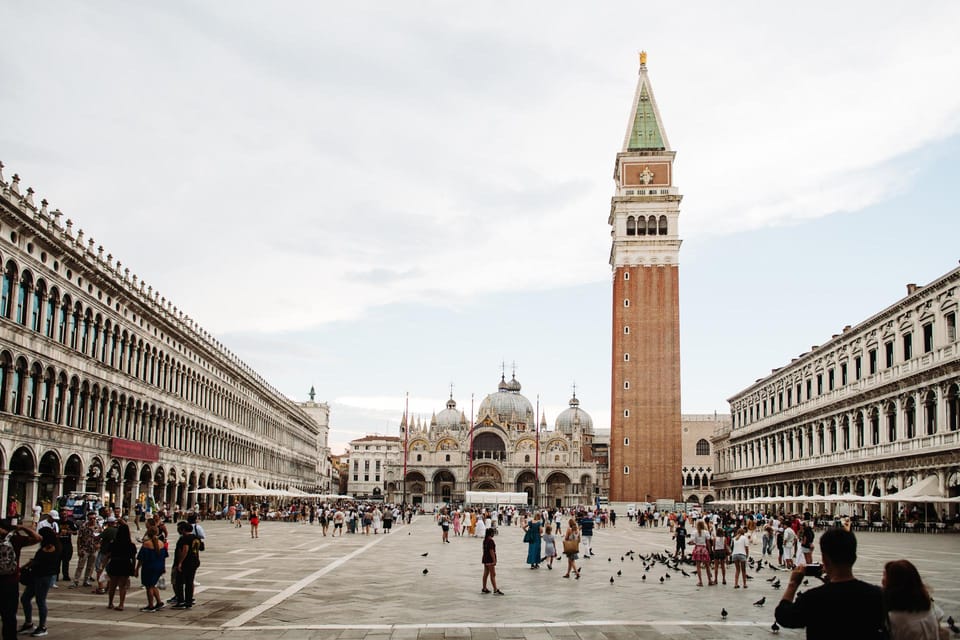 Venice: After-Hours St. Mark’s & Doge's Palace VIP Tour - Doge’s Palace: power rooms, art you can see, and prisons that hit