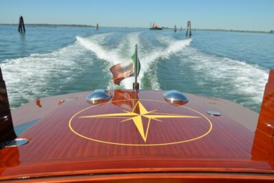 Venice Airport VCE to Venice Hotels Transportation - Who this suits best (and who should be cautious)