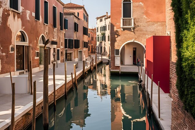 Venice Art Biennale 2026 Guided Tour with a Licensed Guide - FAQ