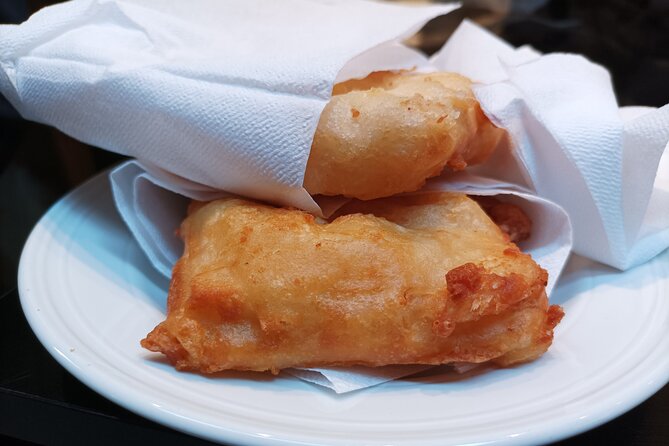 Venice Bacaro Food Tour: Eat and Drink like a Venetian - What you’ll actually eat and drink: the tour’s signature menu
