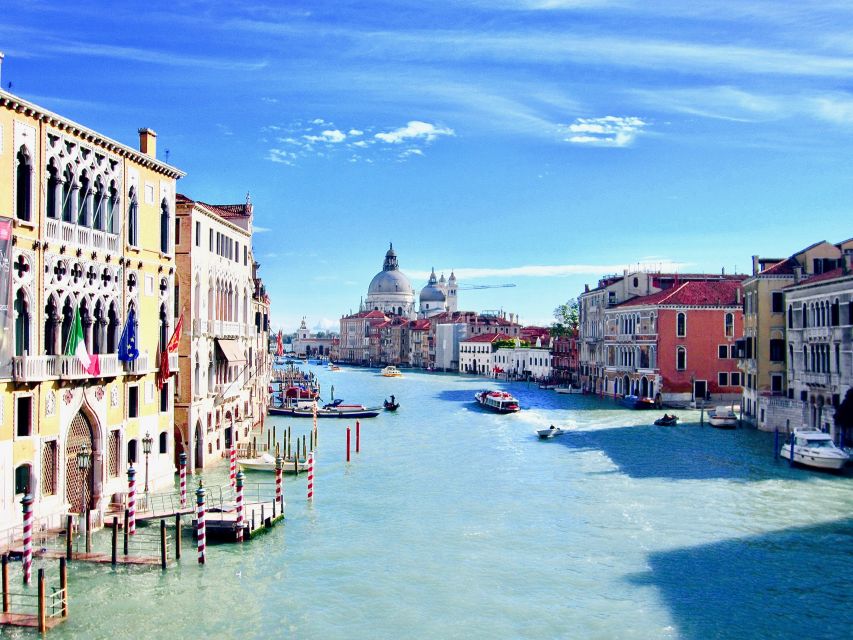 Venice: Basilica and Doge's Palace Tour with Gondola Ride - Doge’s Palace: Byzantine, Gothic, Renaissance, and real power