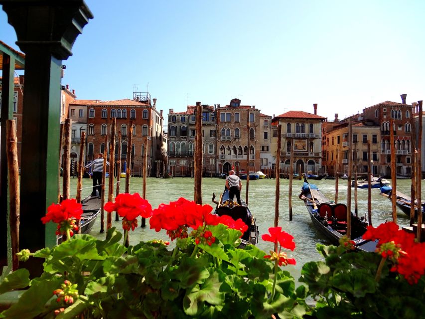 Venice: Basilica and Doge's Palace Tour with Gondola Ride - The two-hour free window (1 to 3 PM): what to do with it