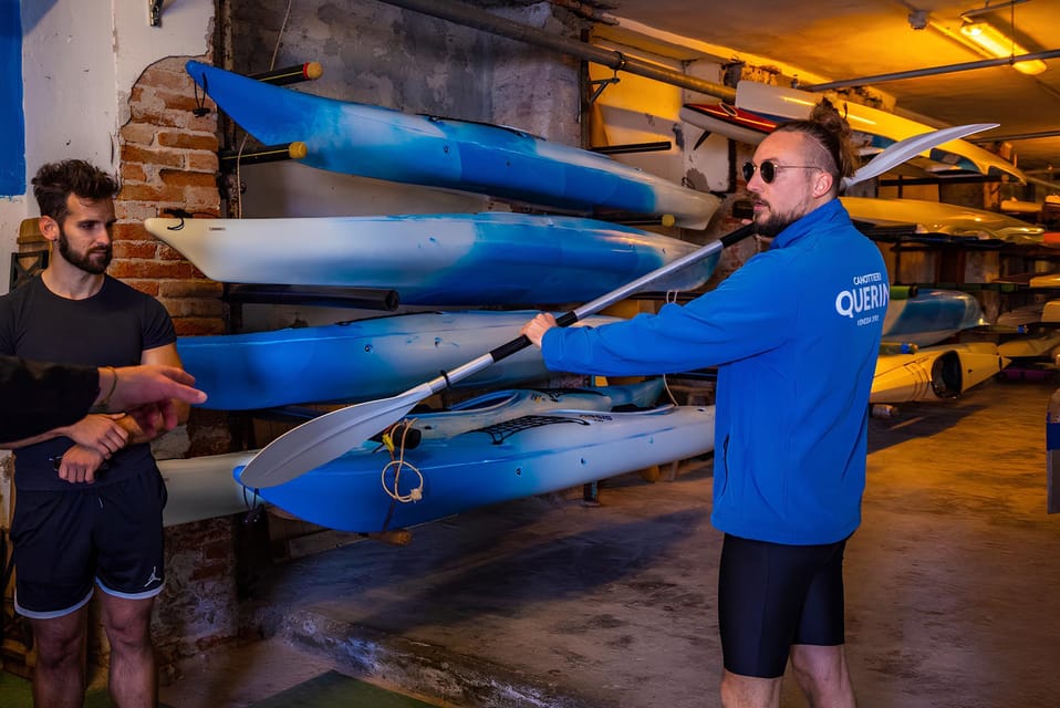 Venice Beginner's Kayak Tour in the Medieval Arsenal - Meeting point and timing: keep it simple