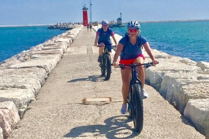 Venice Bike Tour - Why cycling the Lido is the smartest way to escape Venice crowds