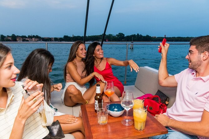 Venice by Night Catamaran Cruise - Finding Venezia Catamaran Cruises and Getting Seated