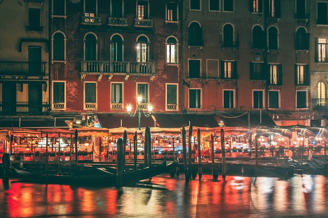 Venice by Night: Highlights & Hidden Gems Tour - Jesuit Church Façade and a Wandering Start in Cannaregio