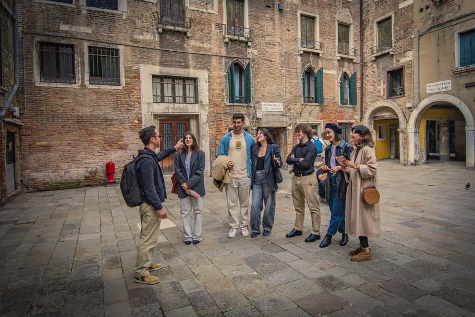 Venice: Byzantine Tour and Skip-the-Line St Mark's Basilica - St Mark’s Square and the Doge’s Palace area: Byzantine power in stone