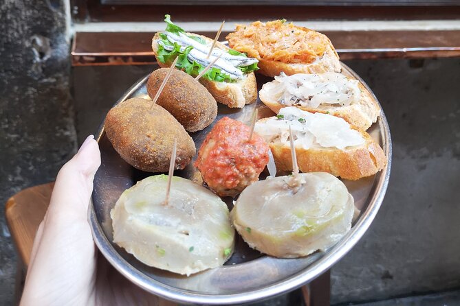 Venice Cicchetti, Spritz and Wine Tour with a Local Guide - Cannaregio Bacaro Hopping: Sarde in Saor and Baccalà Mantecato