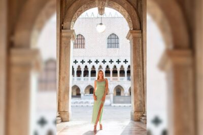 Venice: City Portrait Session with Professional Photographer - The St. Mark’s Square to Bridge of Sighs route that actually makes sense
