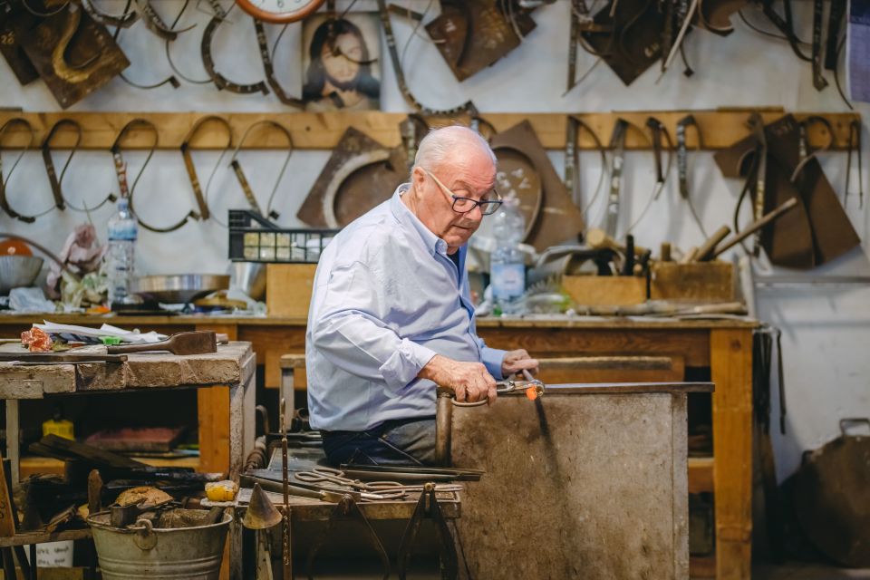 Venice: City Tour and Murano Glass Experience - St. Mark’s Square and Doge’s Palace areas: the star hits, minus the ticket stress