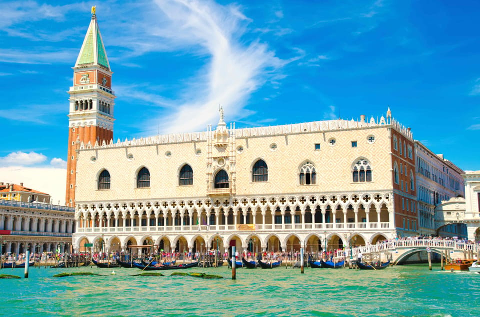 Venice City Walking Tour with an APP - San Giacomo di Rialto, Bridge of Sighs, and the Canal Breadcrumb Trail