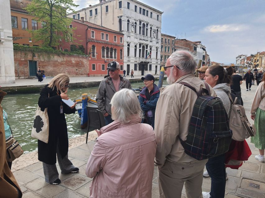Venice: City Wonders Group Walking Tour with a Local Expert - Local Expert Commentary: The Part That Makes It Worth $41