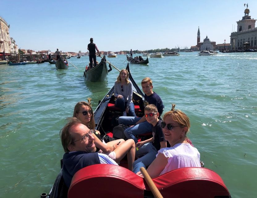 Venice Combo: Gondola, St. Mark’s Basilica Pala d'Oro option - St. Mark’s Basilica Tour: Fast Entry and a Guided Look at the Golden Church