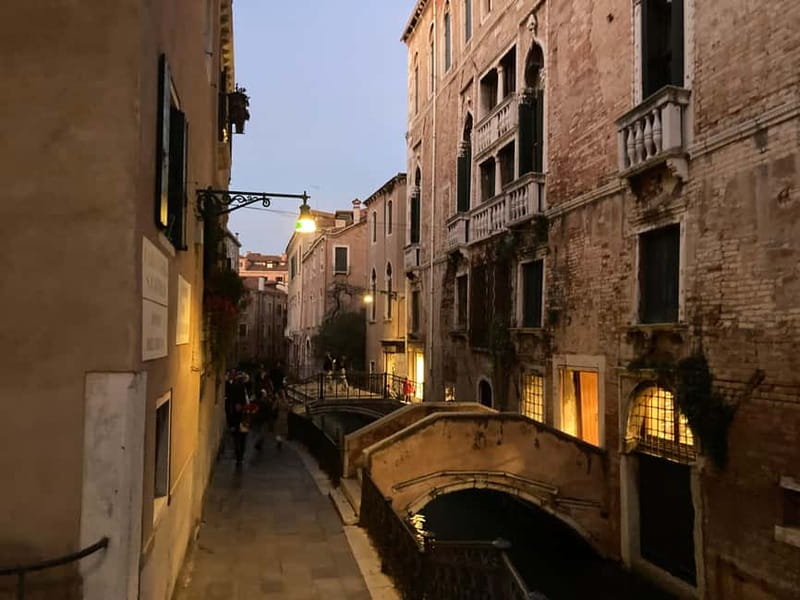Venice: Crimes, Legends, and Mysteries Sunset Tour - Key highlights worth your attention