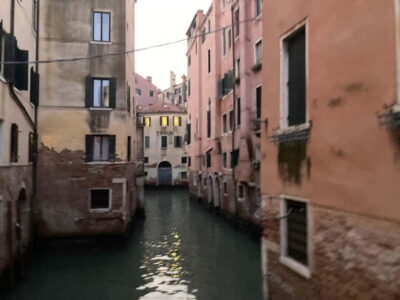 Venice: Crimes, Legends, and Mysteries Sunset Tour - Finding the start in Campo San Polo (and what to look for)