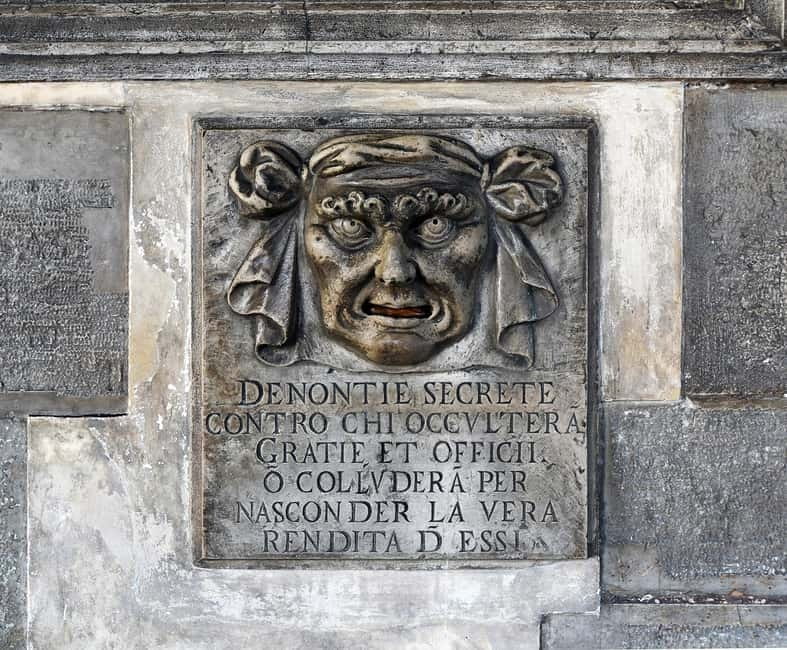 Venice: Doge Palace Guided Tour & Secret Itineraries Option - Timing, heat, and the practical stuff that affects comfort