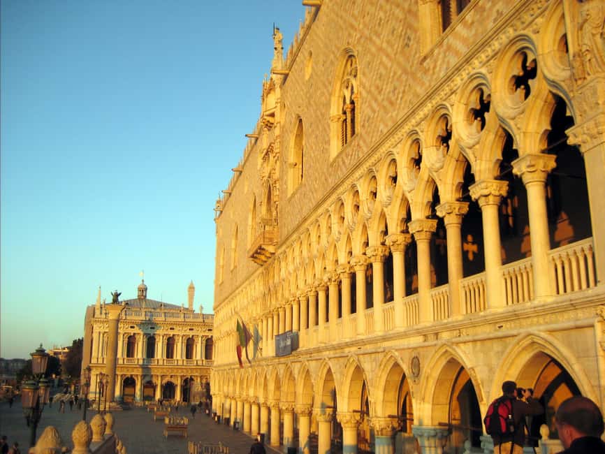 Venice: Doge's Palace and St. Mark's Basilica Guided Tour - Two Venice icons in one focused 2-hour tour