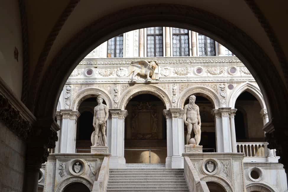 Venice: Doge's Palace and St. Mark's Basilica Guided Tour - St. Mark’s Basilica guided visit: mosaics you can finally read