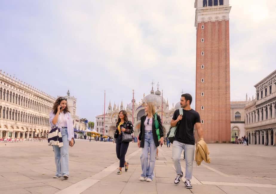 Venice: Doge's Palace and St Mark's Tour with Gondola Ride - Bridge of Sighs and the New Prisons: the story hits in physical form