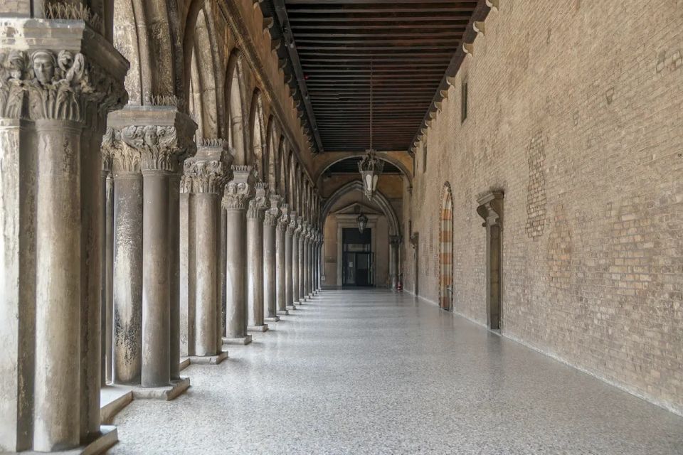 Venice: Doge's Palace & Bridge of Sighs Small Group Tour - Inside the Palace: Grand Council Chamber, Tintoretto’s Paradiso, and the Armoury