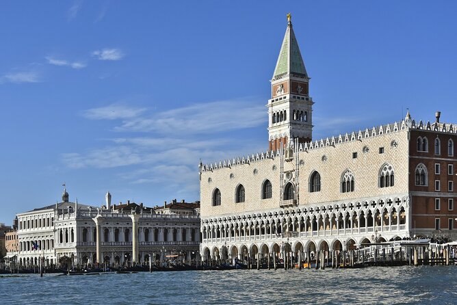 Venice: Doge's Palace Guided Tour With Tickets & Optional Gondola - Gondola upgrade on the Grand Canal: calm, classic, and shared (but still great)