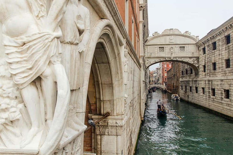 Venice: Doges Palace, Prison, and Secret Passageways Tour - The Secret Itineraries: Where the Palace Turns Dark