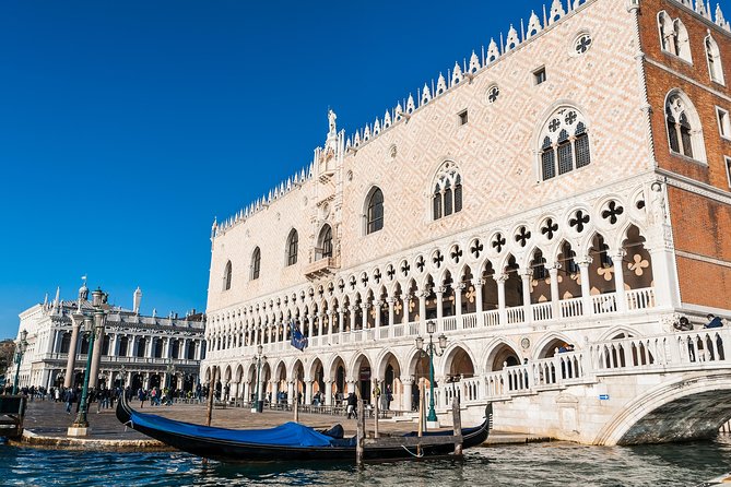Venice: Doge’s Palace Prisons & Secret Itineraries Guided Tour - Entering Doge’s Palace fast: skip-the-line value in a crowd magnet