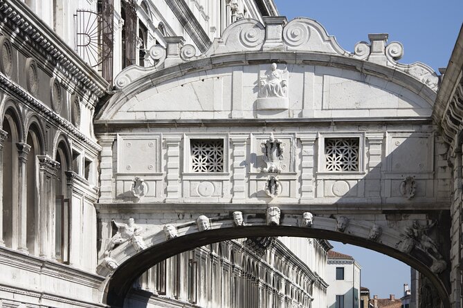 Venice: Doge’s Palace Prisons & Secret Itineraries Guided Tour - Price and time: getting your money’s worth in 90 minutes