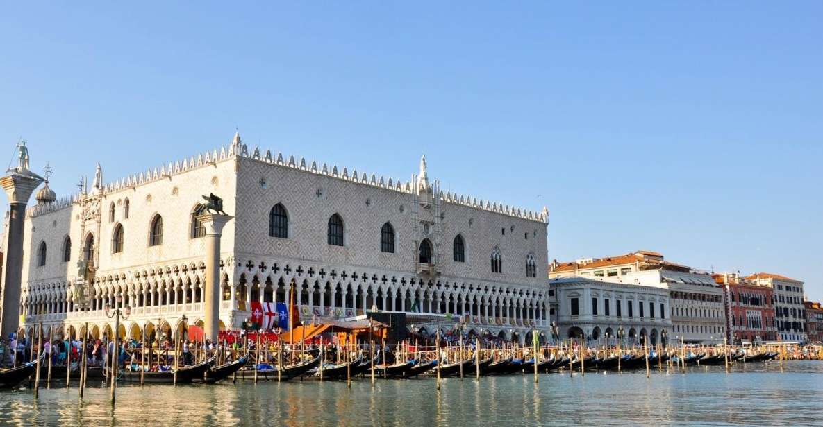 Venice: Doge's Palace Skip-the-Line Guided Tour - Entering Fast: Meeting on Calle Larga de l’Ascension and Getting Started