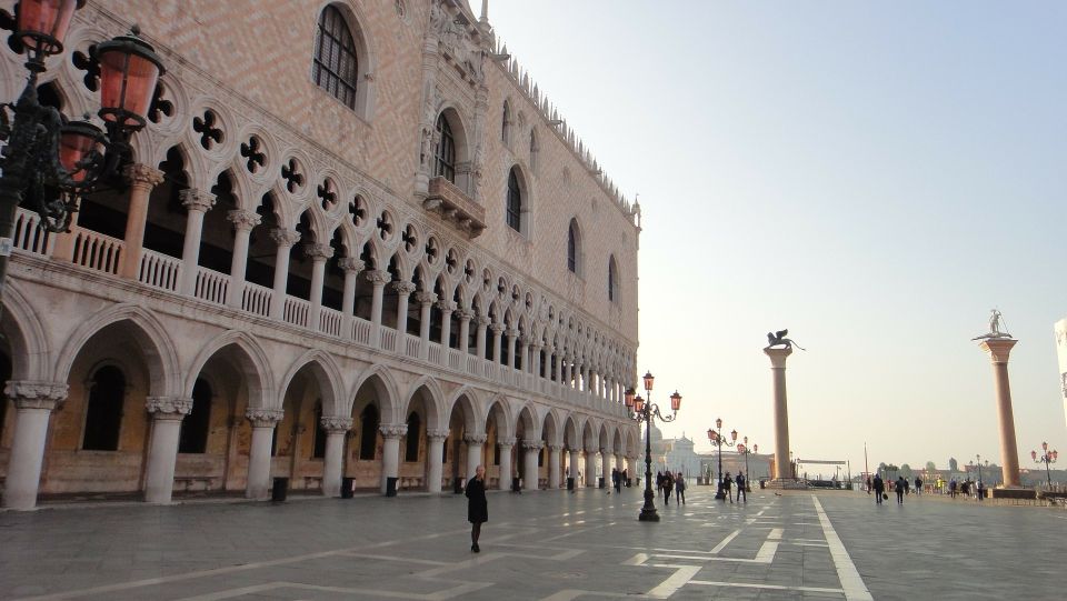 Venice: Doge's Palace Skip-the-Line Guided Tour - More Than Pretty Rooms: How the Venetian Republic Shaped the Place