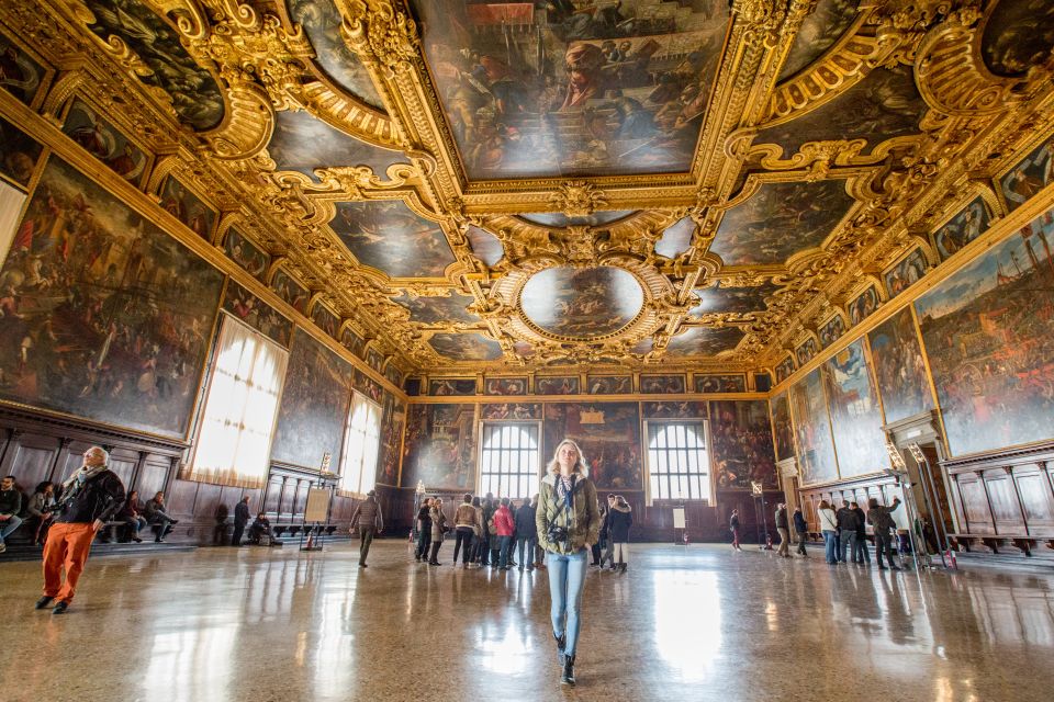 Venice: Doge's Palace Skip-the-Line Tour with Prisons - Bridge of Sighs and the prisons: the emotional center of the tour