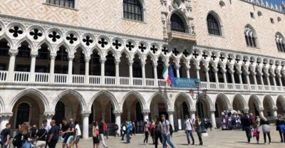 Venice: Doge's Palace & St. Mark's Basilica Tour - St. Mark’s Basilica rules: clothing, backpacks, and stairs