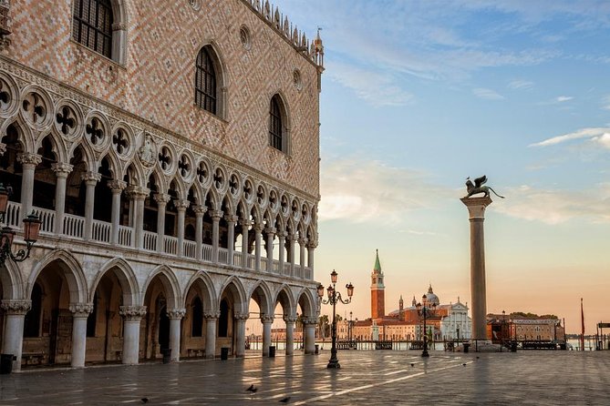 Venice Doge's Palace & St. Mark's Semi-Private Tour, Max 6 People - Bridge of Sighs and the Terrace Views: The Best Photo Angles