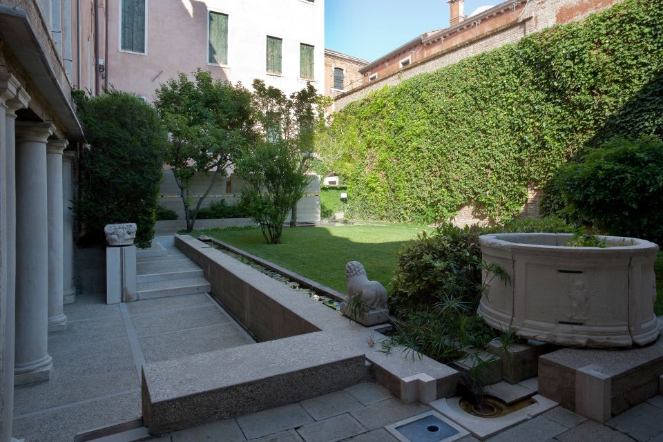 Venice: Fondazione Querini Stampalia Entry Tickets - Café, bookshop, and places to rest between rooms