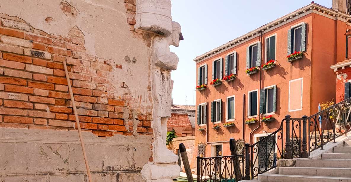 Venice: Ghetto Highlights and Cannaregio Walking Tour - Entering Venice’s first Ghetto, with facts you can place