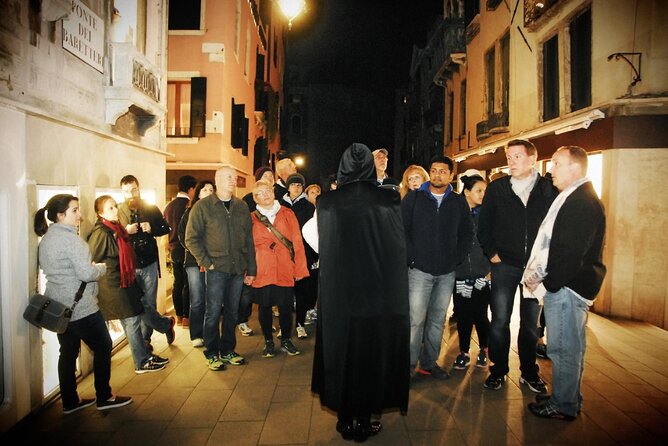 Venice Ghost Stories, Legends and Anecdotes Tour - Ponte di Rialto: weird old facts and palace-type hauntings