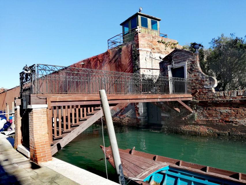 Venice: Giudecca Island Discover Walking Tour - Who should book this Giudecca walk