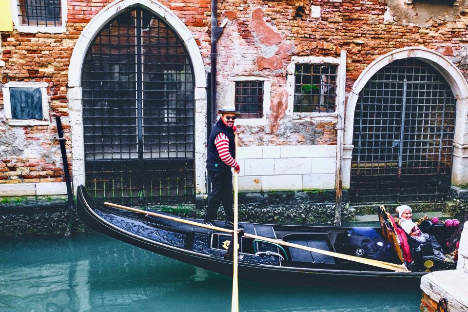 Venice: Gondola Ride and Skip the Line Doge's Palace Tour - Key things you’ll love about this Venice combo