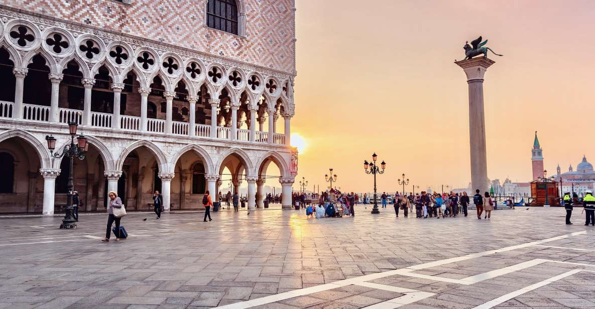 Venice: Gondola Ride and Skip the Line Doge's Palace Tour - Should You Book This Tour?