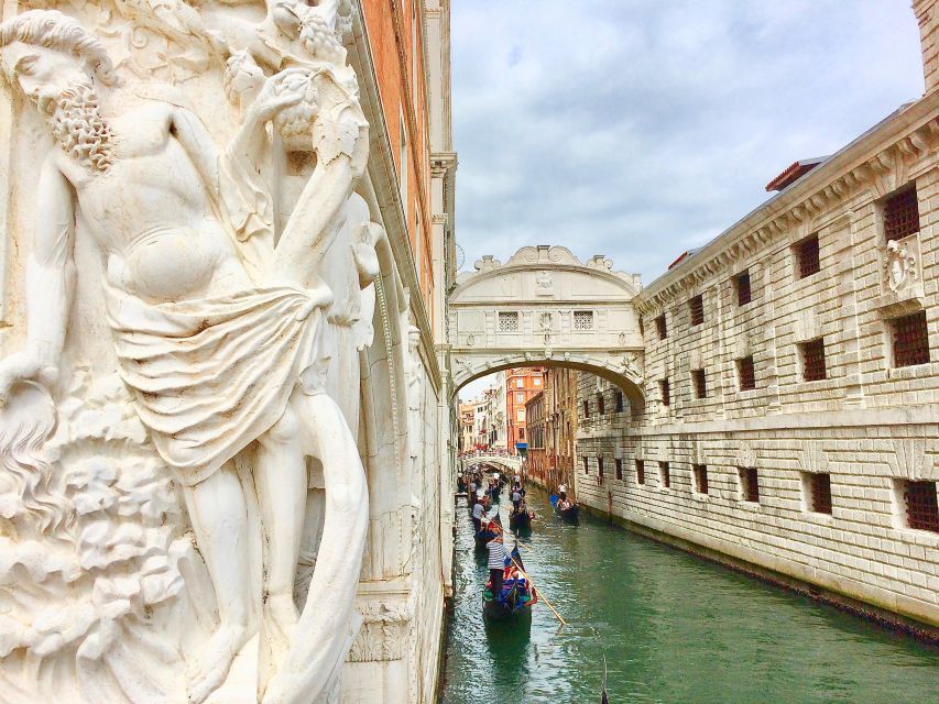 Venice: Gondola Ride and Skip the Line Doge's Palace Tour - The Guide Factor: Storytelling Makes the Palace Click