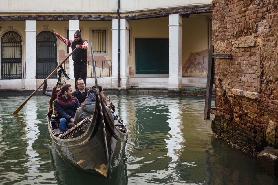 Venice: Gondola Ride & Guided Tour of St. Mark's Basilica - Should you book this Venice Gondola plus St. Mark’s combo?
