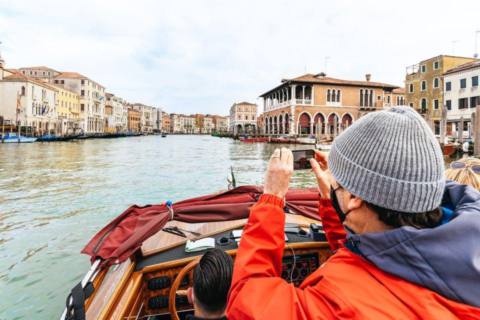Venice: Grand Canal Boat Tour - The route: from iconic bridges to grand churches