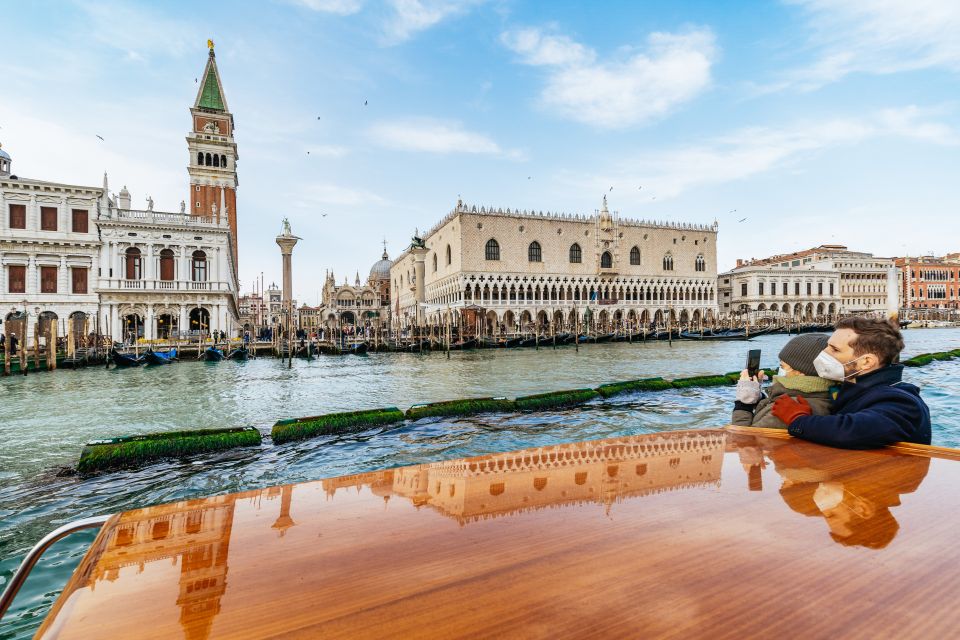 Venice: Grand Canal Boat Tour - International Venice: Fondaco dei Tedeschi and cultural crossroads