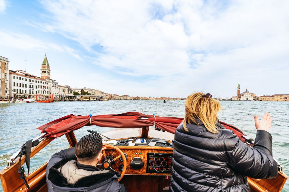 Venice: Grand Canal Boat Tour - Timing: light, crowds, and a better feeling on the water